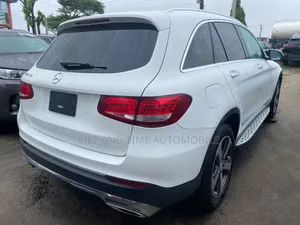 Mercedes-Benz GLC-Class 2018 White