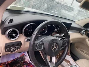 Mercedes-Benz GLC-Class 2018 White