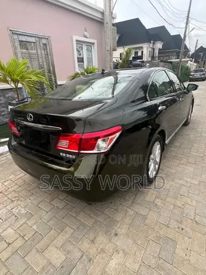 Lexus ES 350 2011 Green