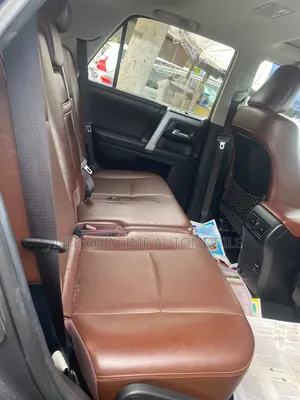 Toyota 4-Runner 2018 Gray
