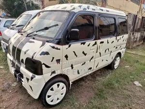 Suzuki Every 2006