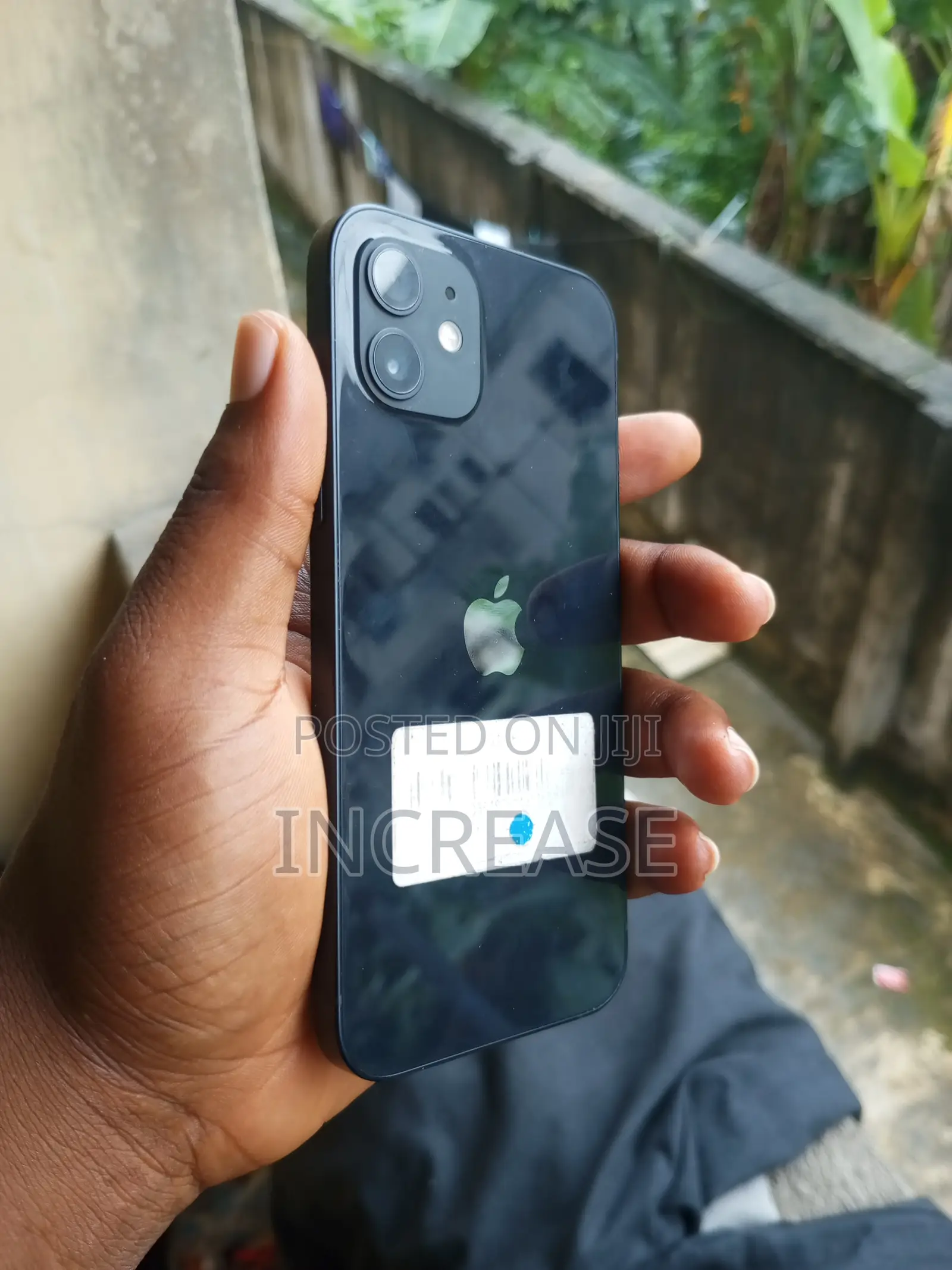 Apple iPhone 12 64 GB Black