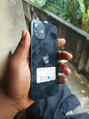 Apple iPhone 12 64 GB Black
