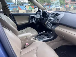 Toyota RAV4 2.5 Limited 4x4 2010 Blue