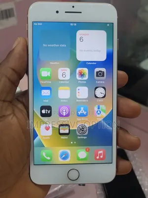 Apple iPhone 8 Plus 64 GB Gold