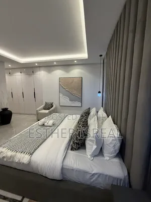 Self Compound 5 Bedroom Apartment