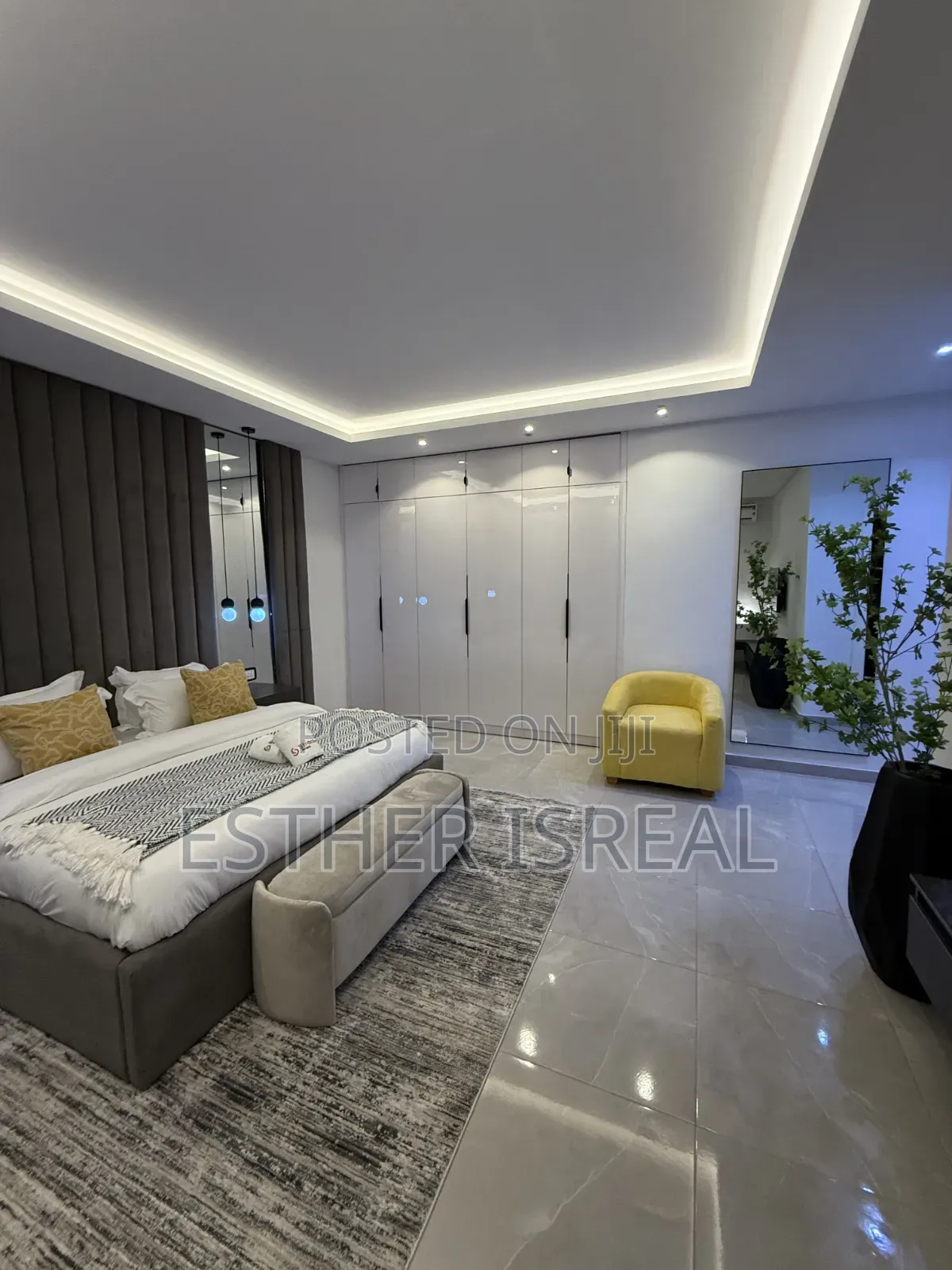 Self Compound 5 Bedroom Apartment