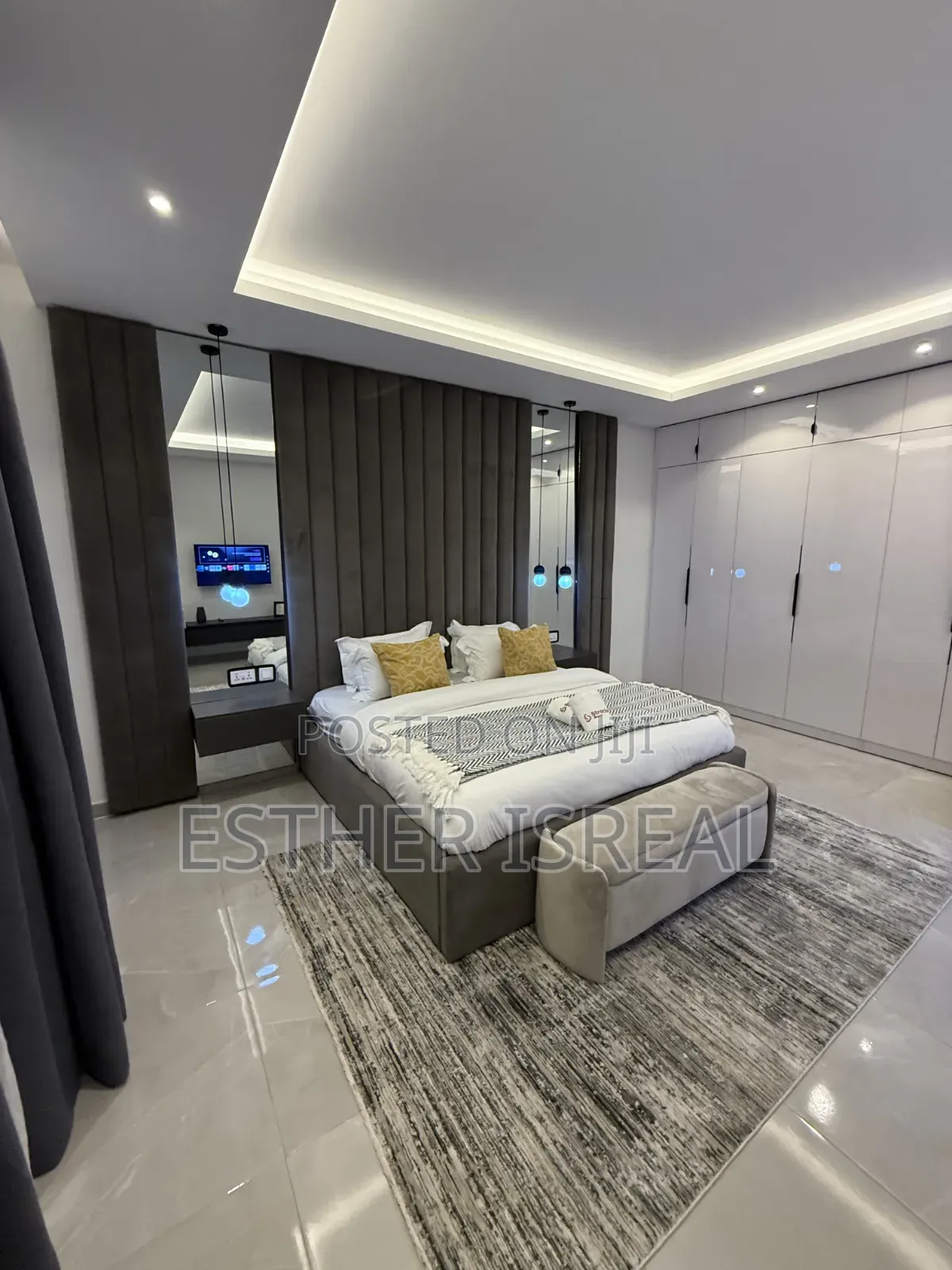 Self Compound 5 Bedroom Apartment