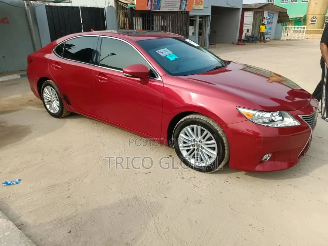Lexus ES 2014 Red