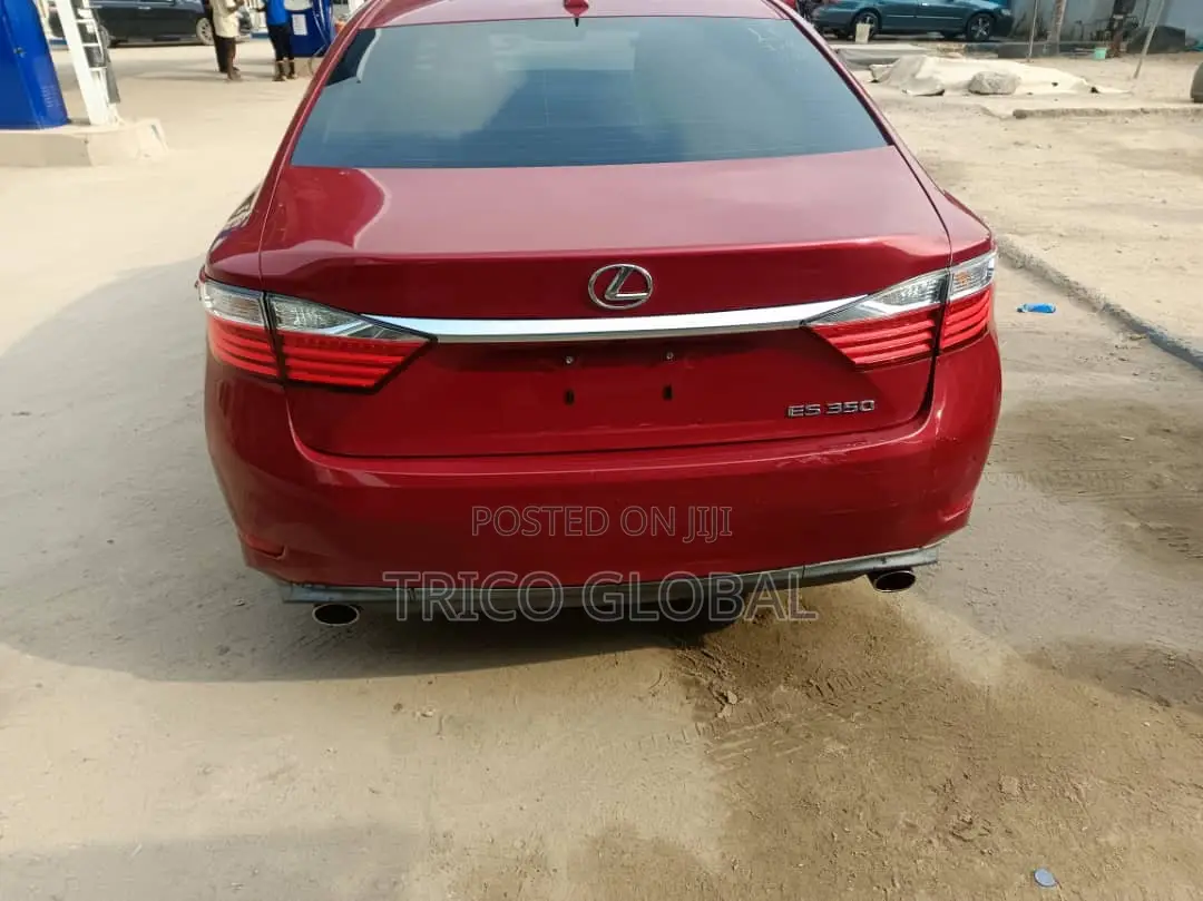 Lexus ES 2014 Red