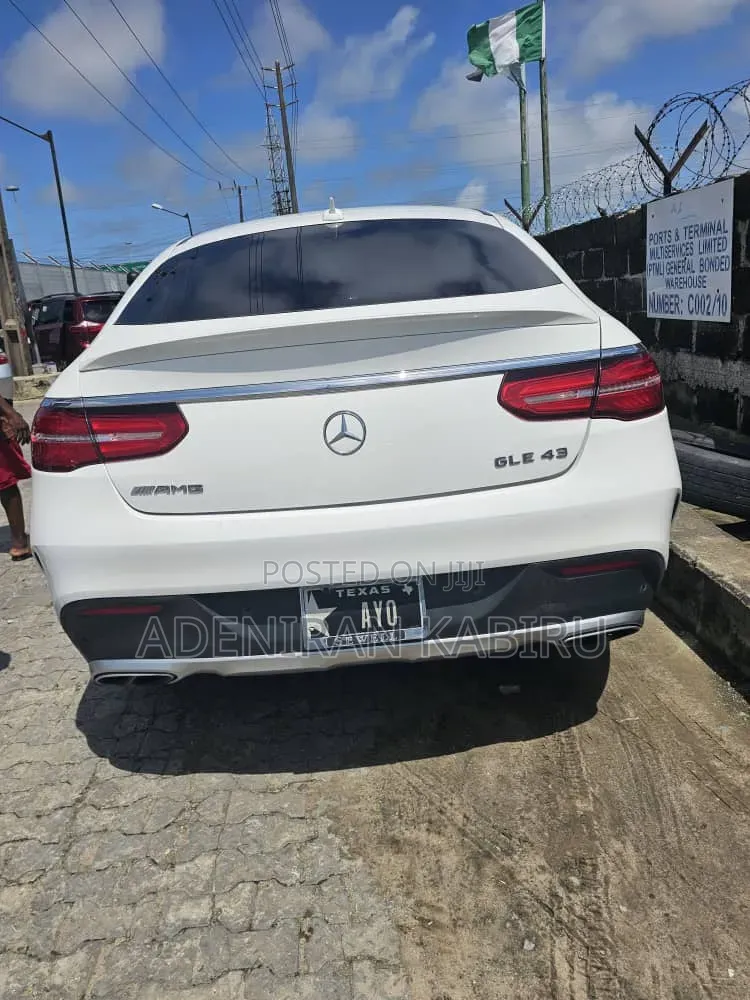 Mercedes-Benz GLE-Class 2017 White