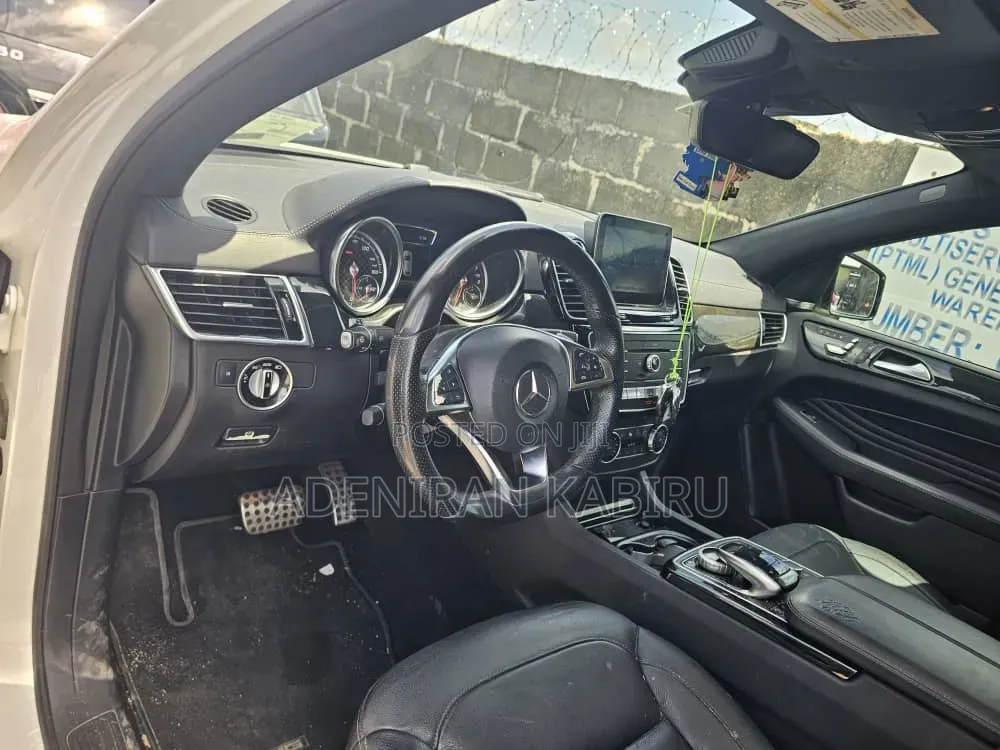 Mercedes-Benz GLE-Class 2017 White