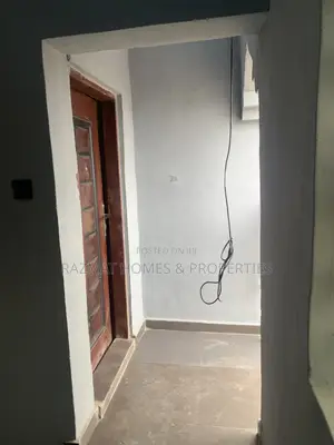 Mini Flat in Kilo for rent