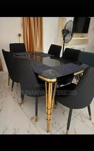 Qquality and Luxury Dining Set by 6
