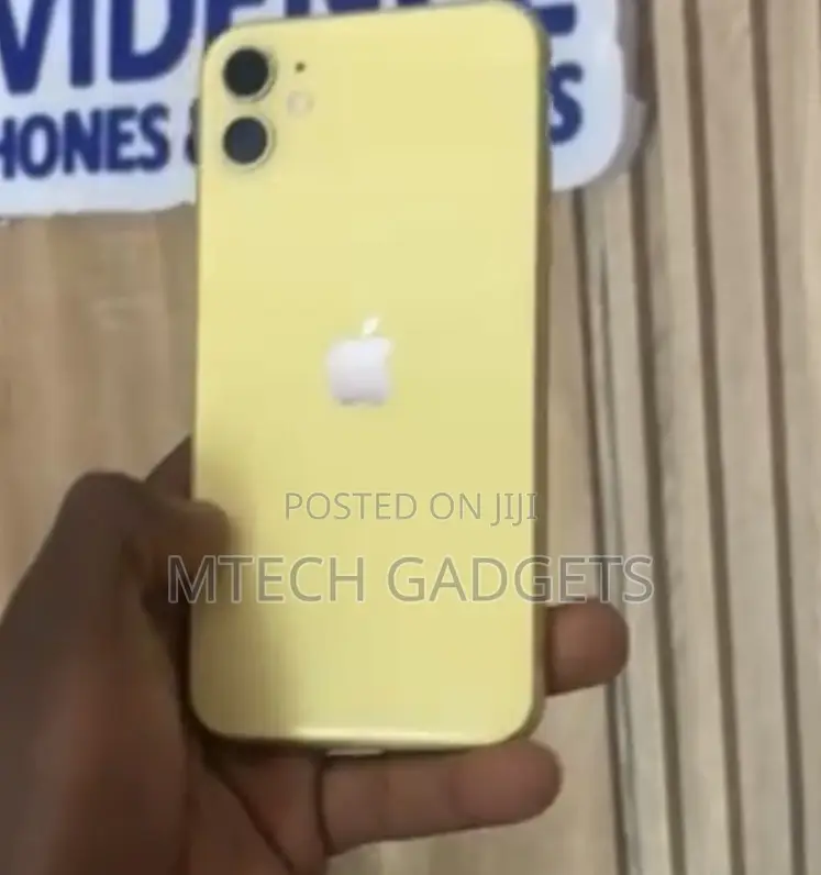 Apple iPhone 11 128 GB Yellow