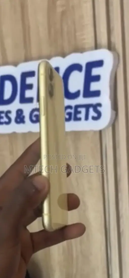 Apple iPhone 11 128 GB Yellow