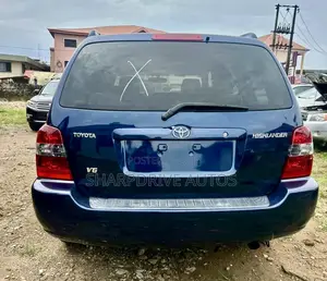 Toyota Highlander V6 2005 Blue