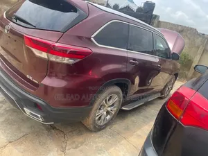 Toyota Highlander 2014 Burgundy