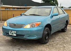 Toyota Camry 2004 Blue