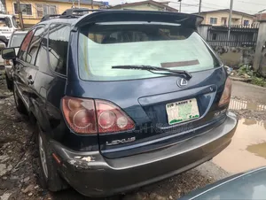Lexus RX 2000 Blue