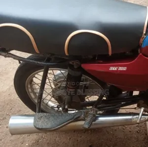 Bajaj Boxer 2020 Red