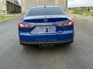 New Toyota Camry LE 2026 Blue