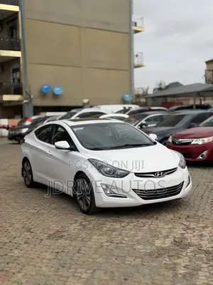 Hyundai Elantra Limited 4dr Sedan (1.8L 4cyl 6A) 2015 White