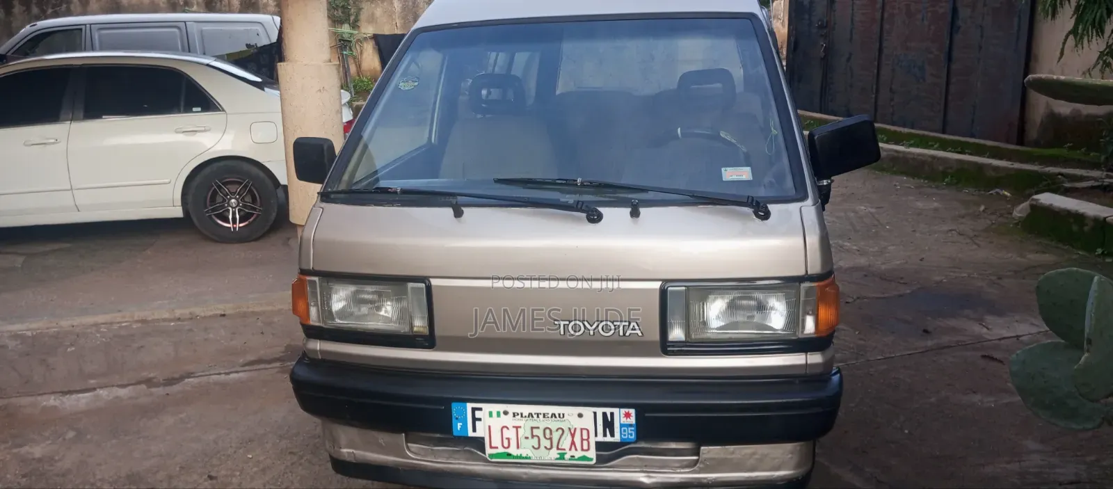 Toyota HiAce 1998