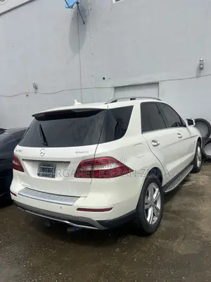Mercedes-Benz M Class 2013 White