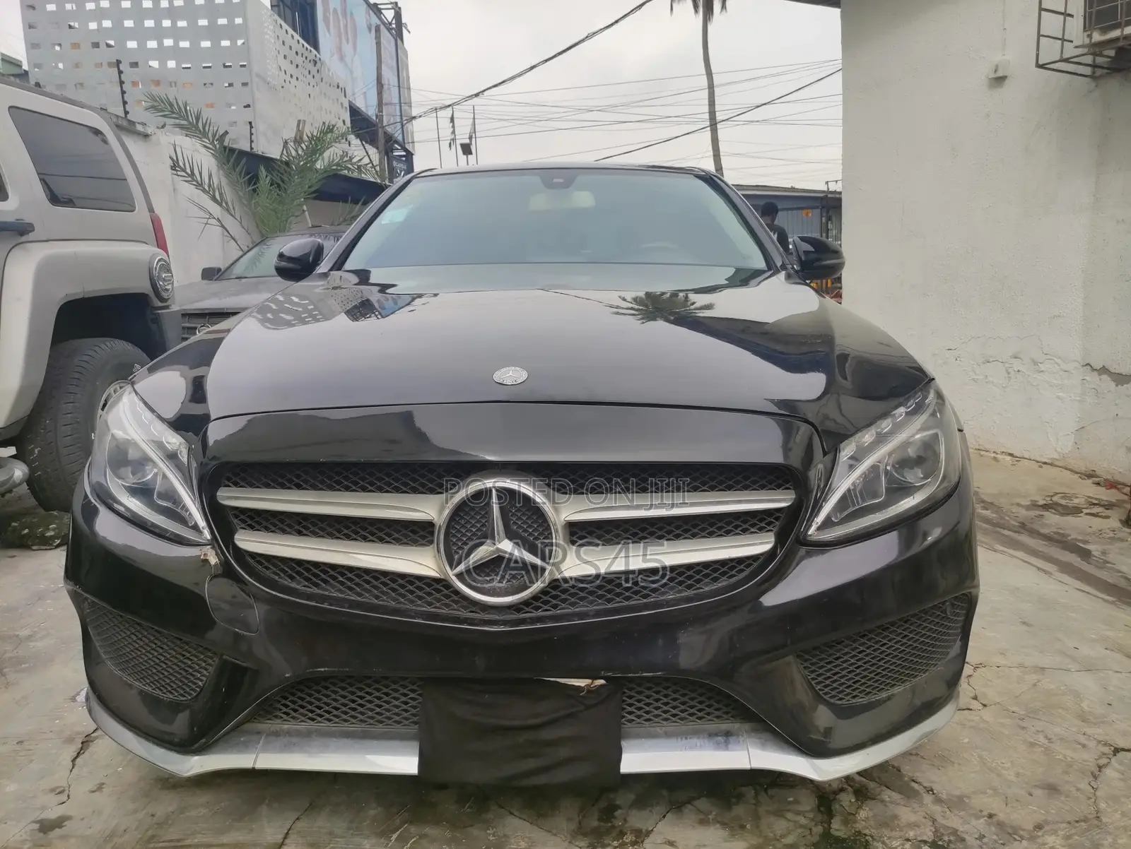 Mercedes-Benz C300 2017 Black