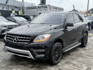 Mercedes-Benz M Class ML350 4MATIC 4dr SUV AWD (3.5L 6cyl 7A) 2014