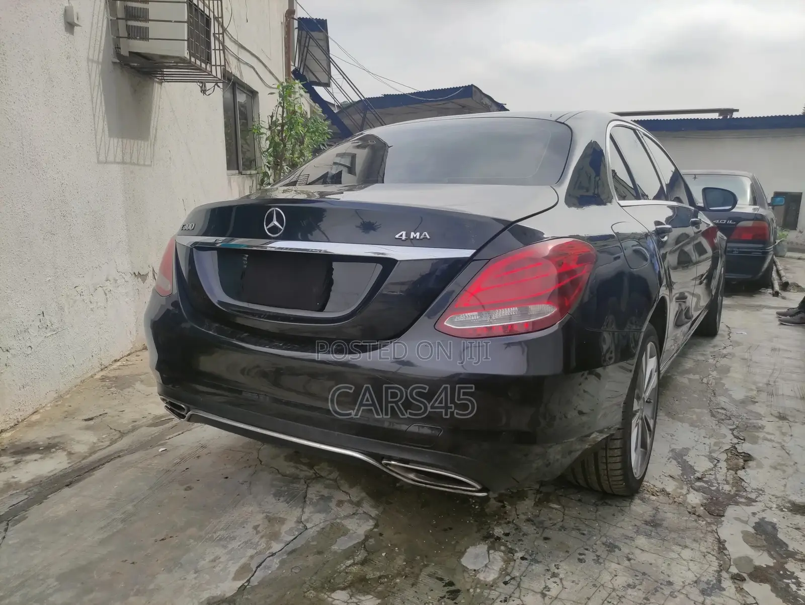 Mercedes-Benz C300 2017 Black
