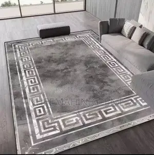 Soft Fluffy Center Rug