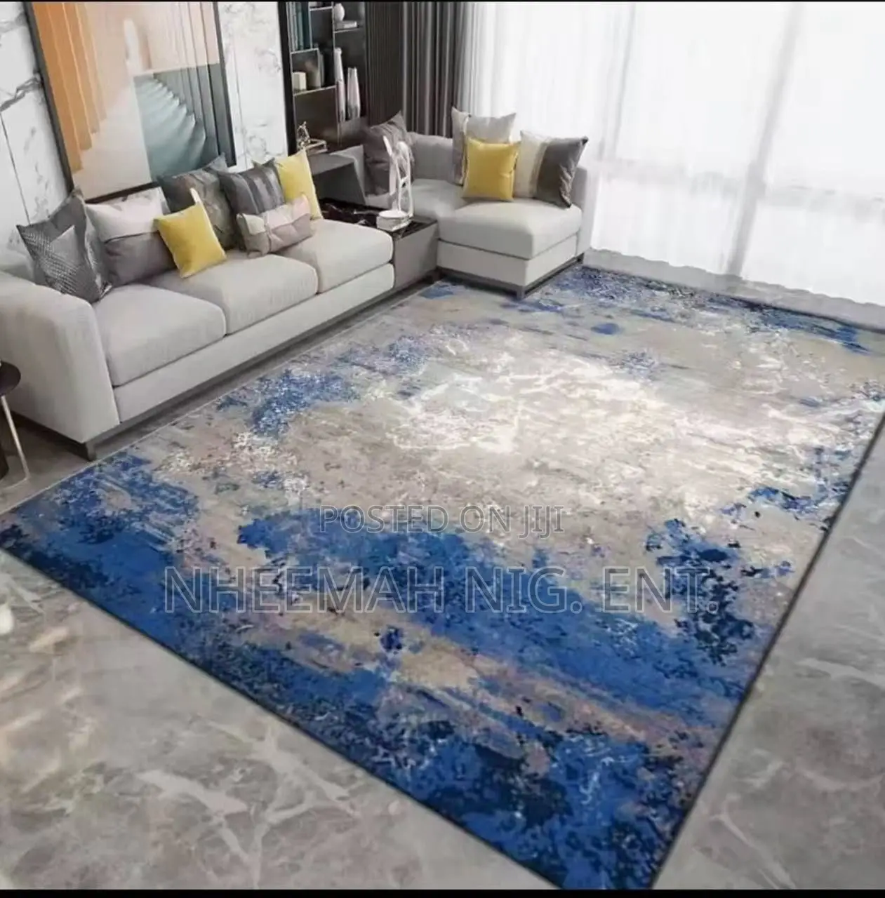 Soft Fluffy Center Rug