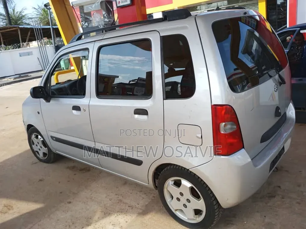 Suzuki Every Wagon 2016 Silver
