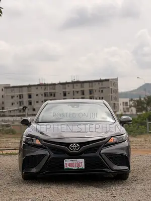 Toyota Camry 2021 Gray