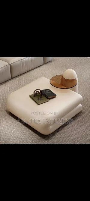 Durable Quality Exclusive Centre Table