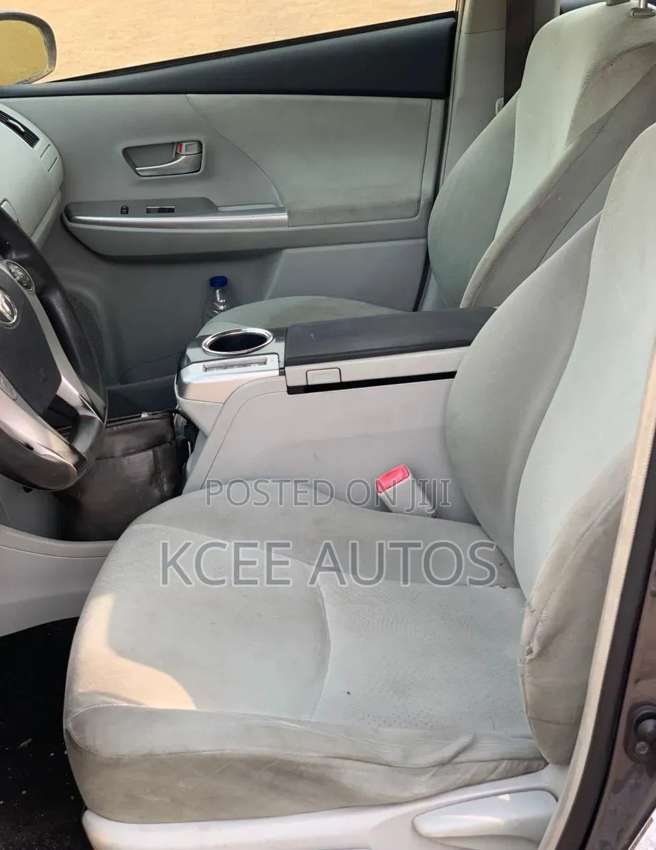 Toyota Prius 2012 Gray