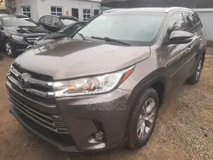 Toyota Highlander 2015 Gray