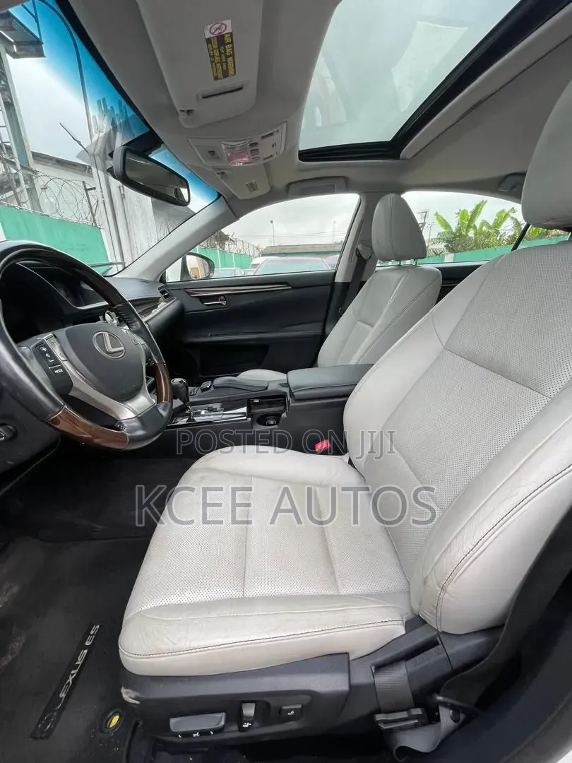 Lexus ES 2015 White