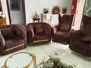 4 Pieces of Furniture Chair