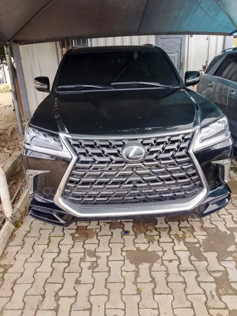 Lexus LX 2021 Black