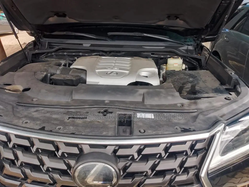 Lexus LX 2021 Black