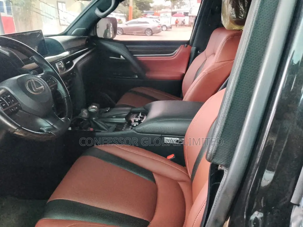 Lexus LX 2021 Black
