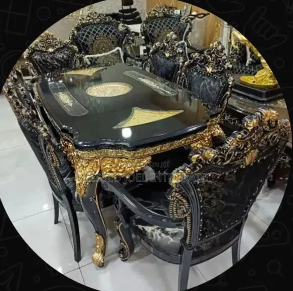Black Royal Dining