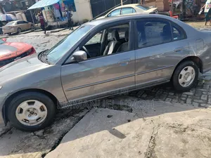 Honda Civic 2005 Gray
