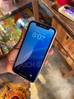 Apple iPhone 11 64 GB Blue