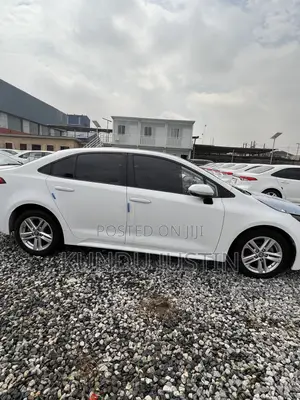 Toyota Corolla 2021 White