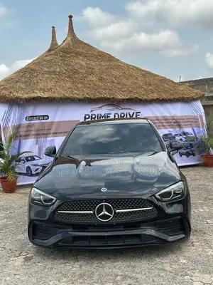 Mercedes-Benz C300 2021 Black