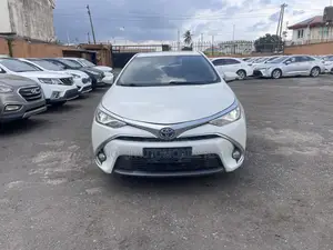 Toyota Corolla 2018 White